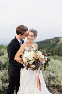 Park City, Utah, Bride, Mountain wedding, Florals, Boho bride, Elegant Bride